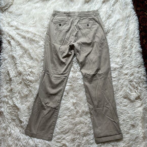 Amazon Essentials Khaki Flat Front Bootcut Pants Size 30 x 29 - Picture 5 of 6